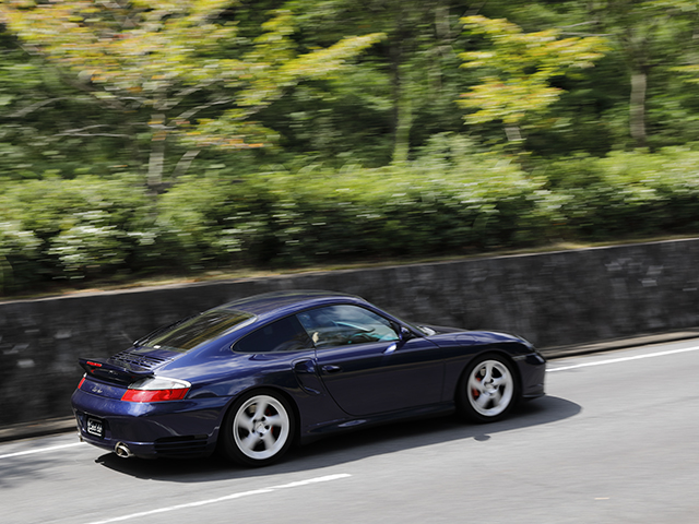 PORSCHE 996 turbo